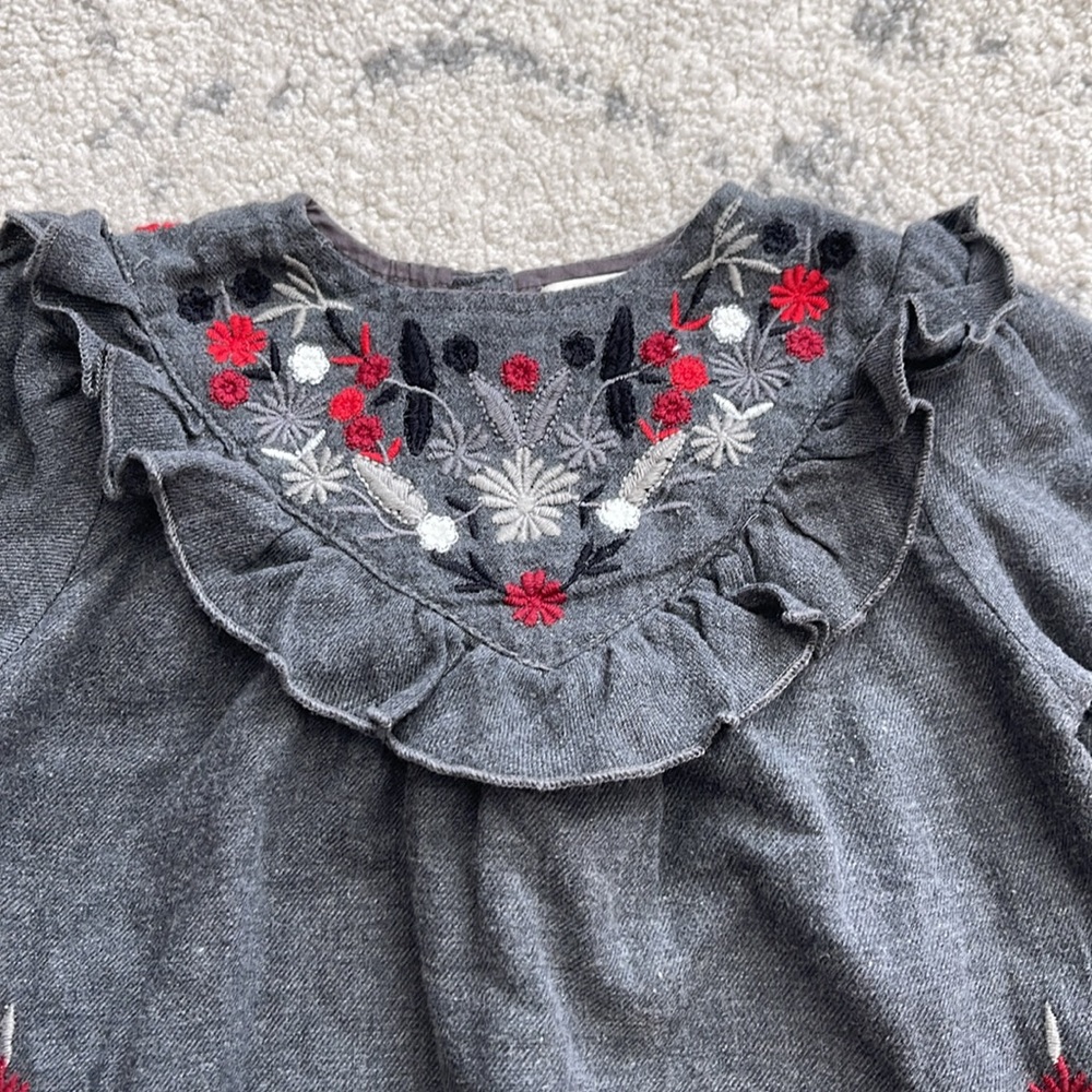 Zara Embroidered Top - Picture 2 of 4